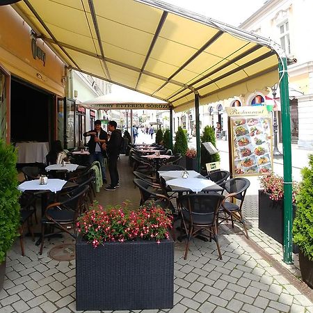 Cherry Apartman Eger Zewnętrze zdjęcie